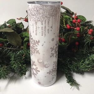 Christmas
snowflake 20 oz Tumbler 